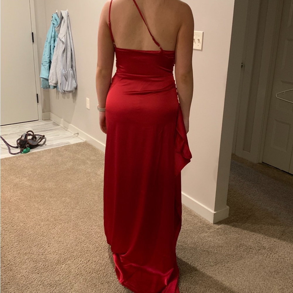 Prom dress - Picture 2 of 3